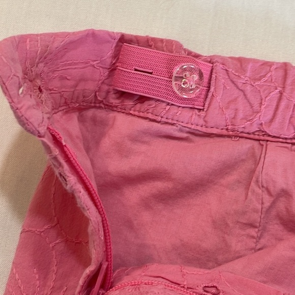 JANIE AND JACK • girls size 10 • pink eyelet shorts - Picture 5 of 6